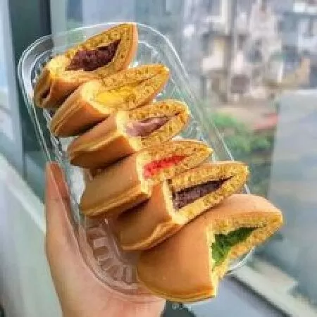 Bánh Doraemon nhân đậu xanh bí đỏ
