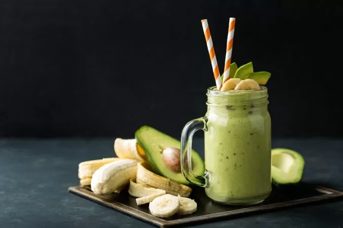 Smoothie chuối và bơ