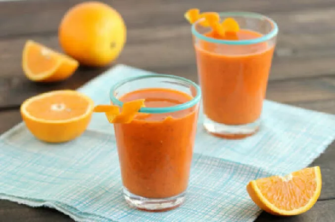 Smoothie cam và cà rốt