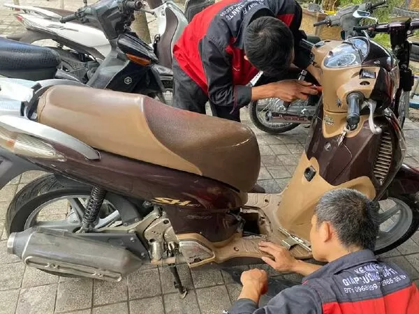 Trung tâm sửa chữa xe máy Giáp Cường - Tuấn Tú Sài Gòn