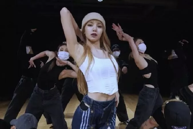 LISA (BLACKPINK)