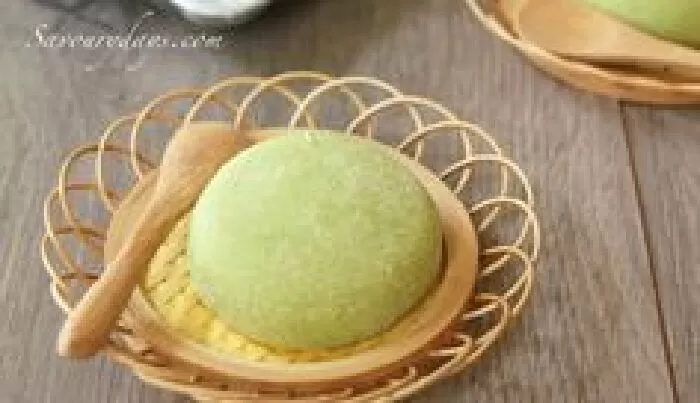Bánh mochi dừa non lá dứa đậu xanh