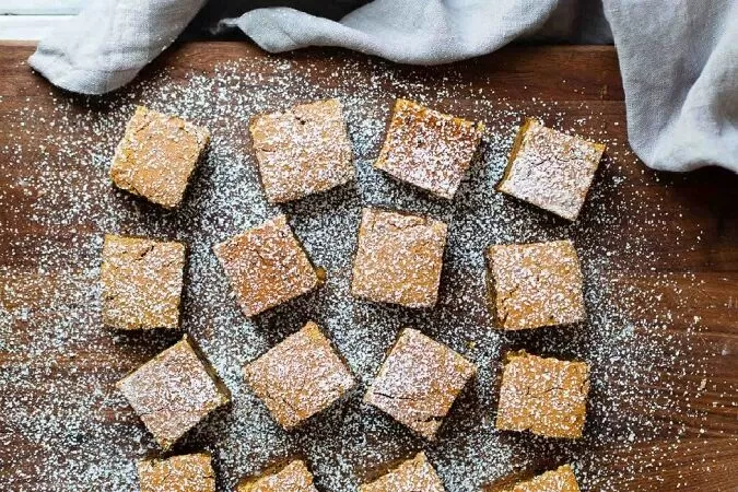 Bánh mochi nhân mè đen bí đỏ