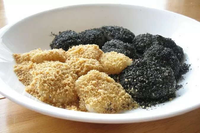 Mochi mè đen đậu phộng