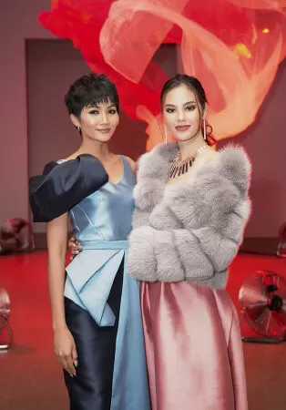 CATRIONA GRAY (2018)