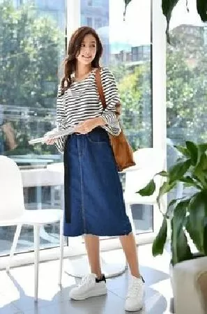 Chân váy chữ A kết hợp với áo kiểu