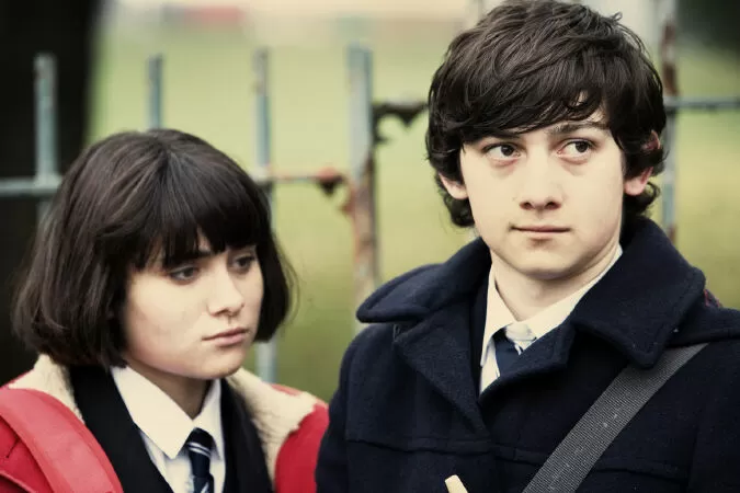 Submarine (2010) / Mục tiêu lớn
