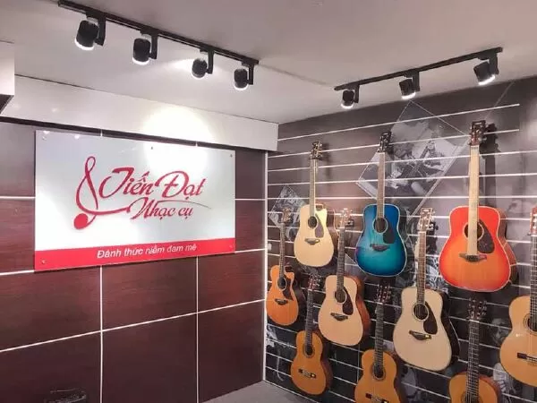 Trung tâm nhạc cụ Tiến Đạt