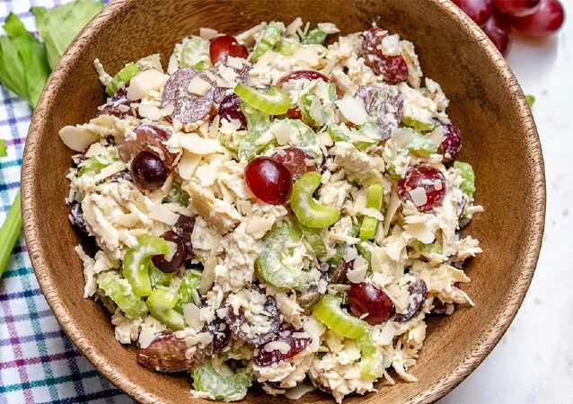 Salad gà đảo