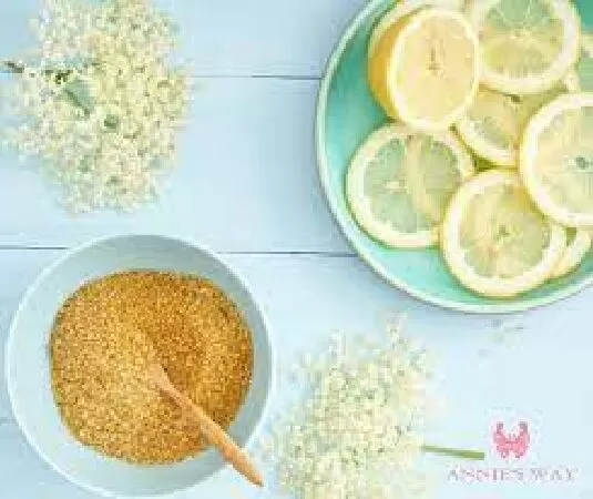 Tẩy tế bào chết đường nâu và chanh