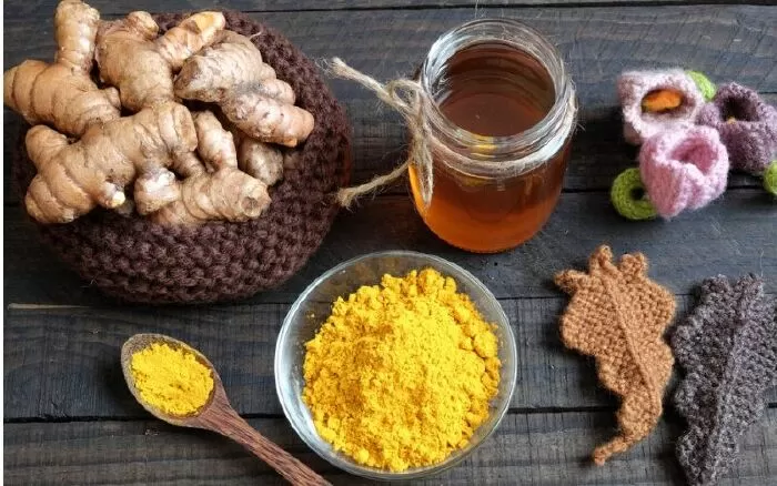 Sữa rửa mặt nghệ mật ong