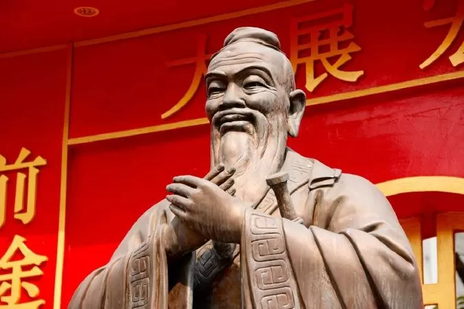 Văn mẫu lớp 12 nêu suy nghĩ về câu nói Kỷ sở bất dục, vật thi ư nhân của Khổng Tử