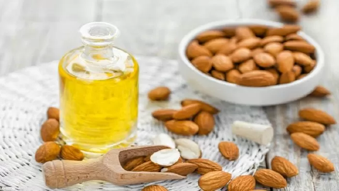 Mặt nạ dầu hạnh nhân