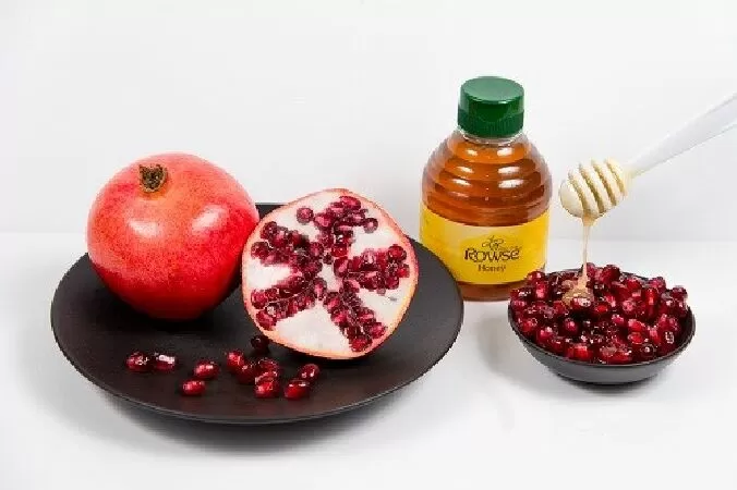 Mật ong và lựu