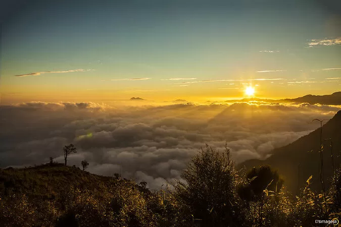 Hãy tả lại một buổi bình minh mà em có dịp ngắm nhìn