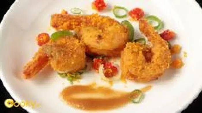 Tôm chiên sốt trứng muối