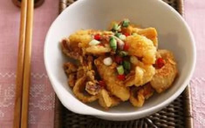 Mực chiên giòn xóc trứng muối