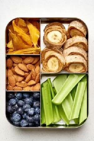 Tránh những thực phẩm chứa nhiều calories, những thực phẩm ít hoặc không có chất dinh dưỡng