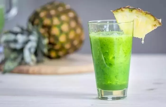 Dứa, dưa chuột, rau bina, nước dừa