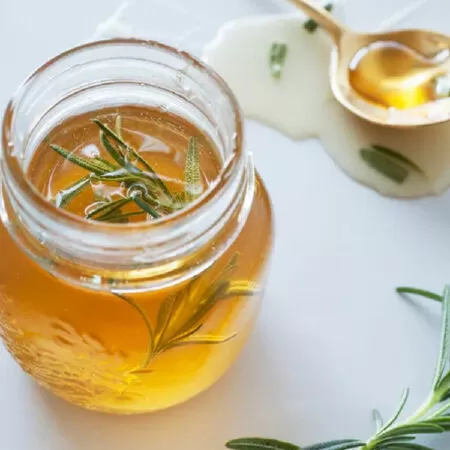 Công thức mật ong ngâm hương thảo