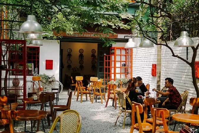 Tiny Cafe