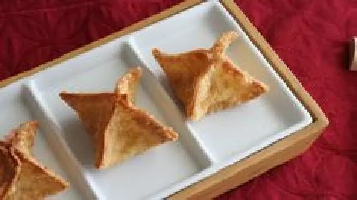 Hoành thánh bọc phô mai chiên