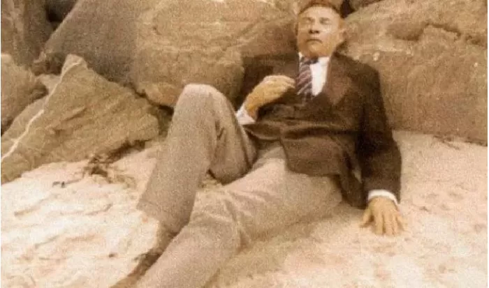 Vụ án Tamam Shud, Australia, những năm 1940