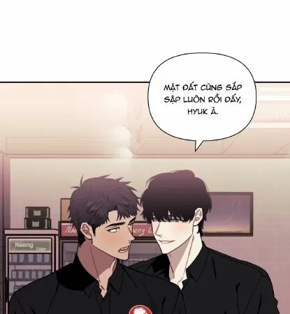 Khoảng cách xa lạ