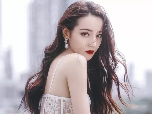 Địch Lệ Nhiệt Ba