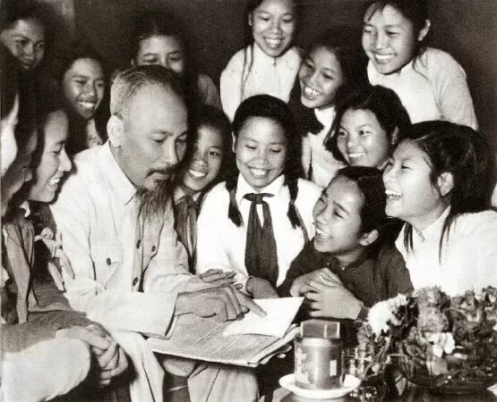 Em gặp Bác Hồ - Trần Đăng Khoa