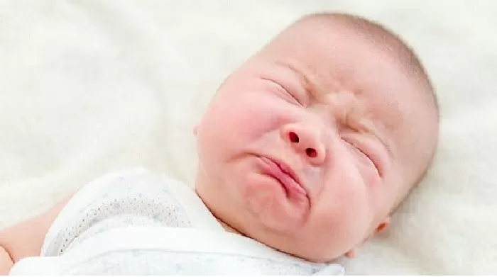 Trẻ sơ sinh không rơi nước mắt trừ khi trẻ được ít nhất một tháng tuổi