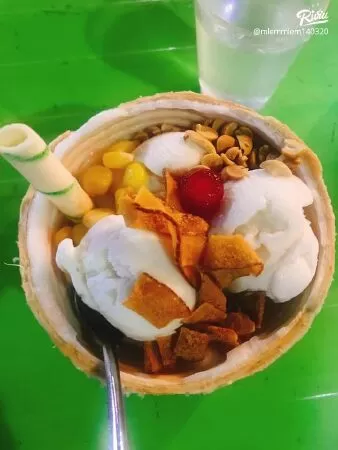 Kem dừa Phaya Thai