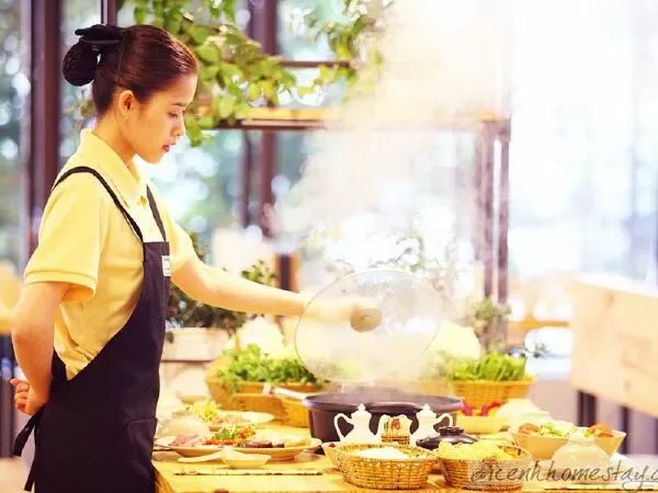 Nhân viên phục vụ