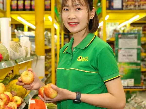 Nhân viên siêu thị
