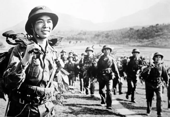 Top 11 bài thơ hay nhất viết về người lính thời bình