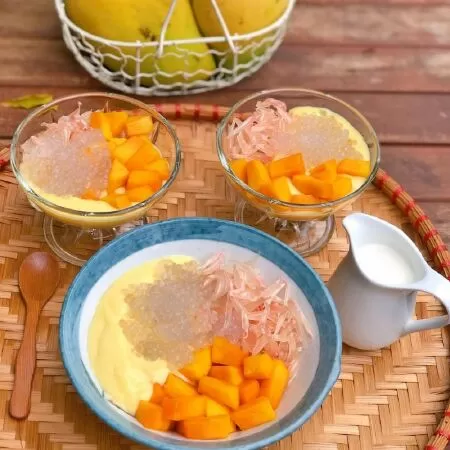 Chè xoài bưởi bột báng