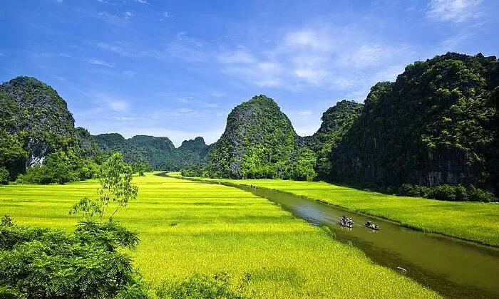 Yêu lắm quê hương - Hoàng Thanh Tâm
