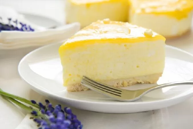 Bánh mousse sữa chua