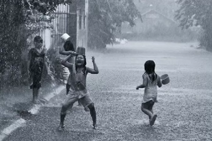 Mưa tuổi thơ - Phú Sĩ