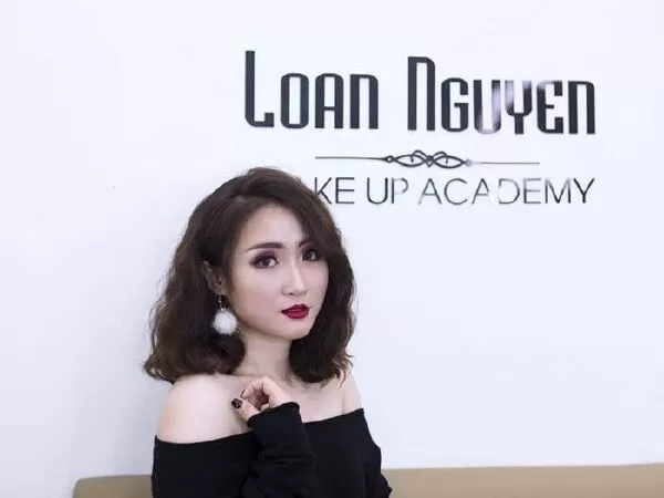Loan Nguyễn Makeup Academy