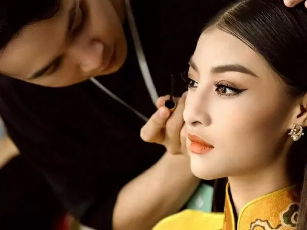 Fa Nguyen Makeup Artist