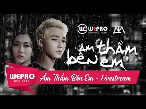 Âm Thầm Bên Em