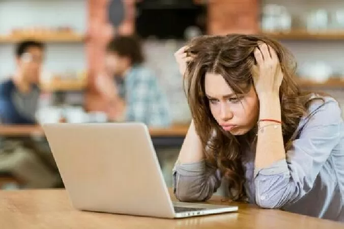 Top 10 thái độ tiêu cực bạn nên biết nếu muốn được mọi người yêu quý