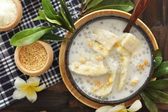 Chè chuối bột báng