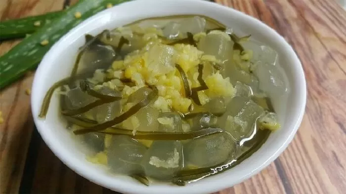 Chè đậu xanh nha đam đường phèn