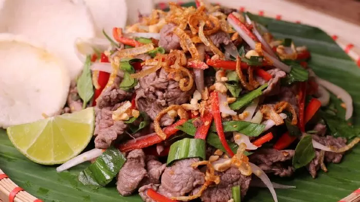 Nộm bò tái chanh
