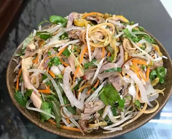 Gỏi gà xoài xanh