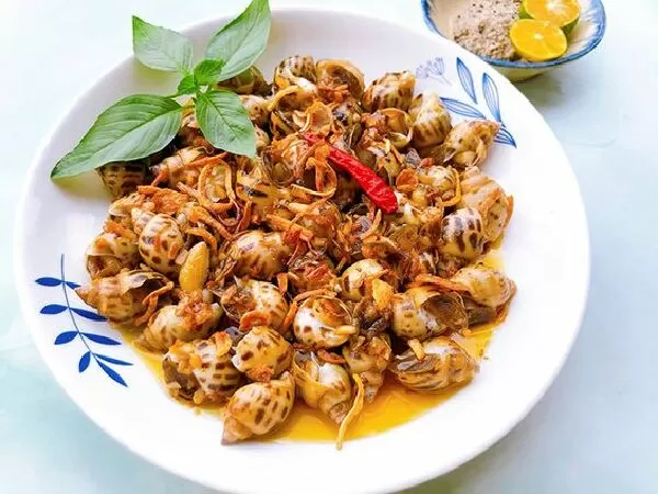 Ốc hương xào bơ tỏi