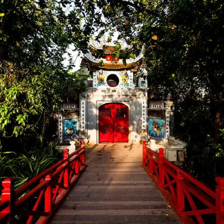 Anh có về Hà Nội cùng em không? – Hoàng Anh