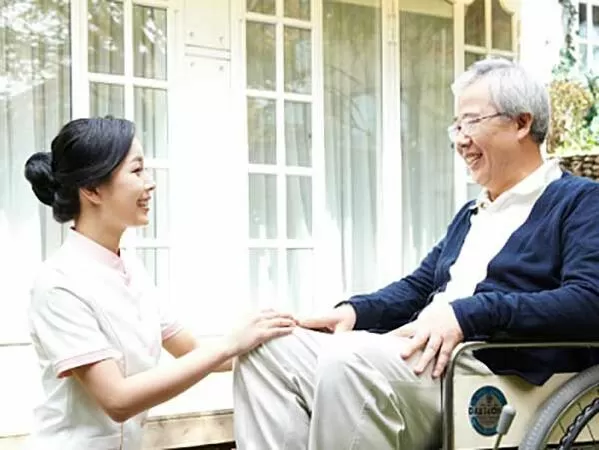 Dịch vụ chăm sóc người già Bảo Việt